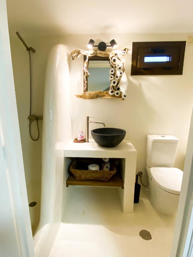 Pistachio Guesthouse, Παραδοσιακός Ξενώνας Vathí Kültér fotó