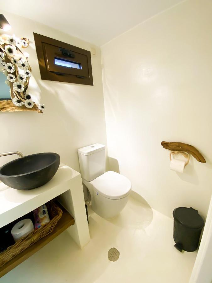 Pistachio Guesthouse, Παραδοσιακός Ξενώνας Vathí Kültér fotó